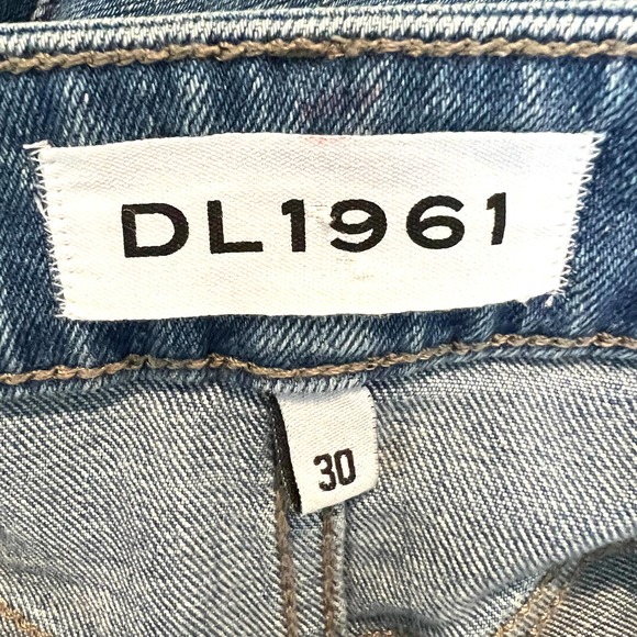 DL1961 Distressed Hem Mara Ankle Jean 30 - Picture 5 of 5